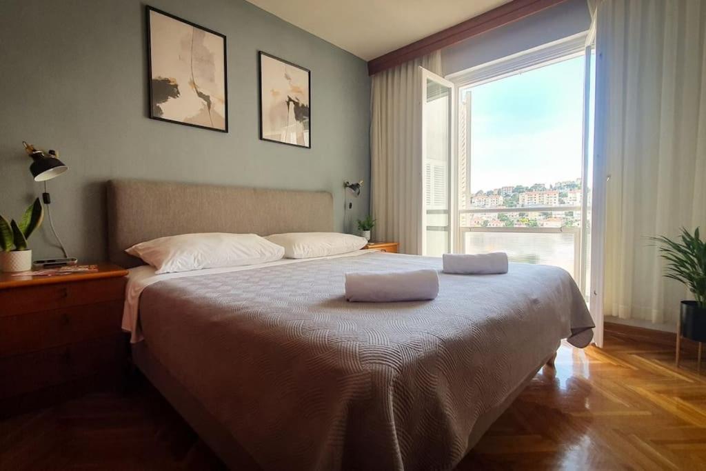 Apartment Carrington دوبروفينك المظهر الخارجي الصورة