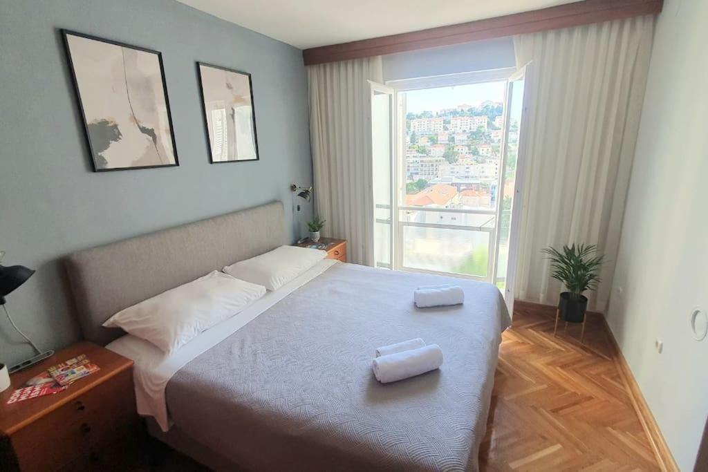 Apartment Carrington دوبروفينك المظهر الخارجي الصورة