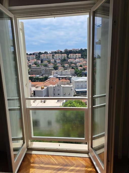 Apartment Carrington دوبروفينك المظهر الخارجي الصورة
